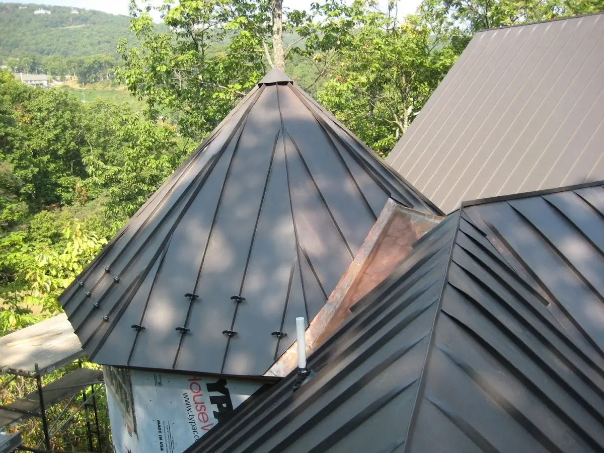Professional Roof Tarp Installation by Craftsman Roofing in Lenni